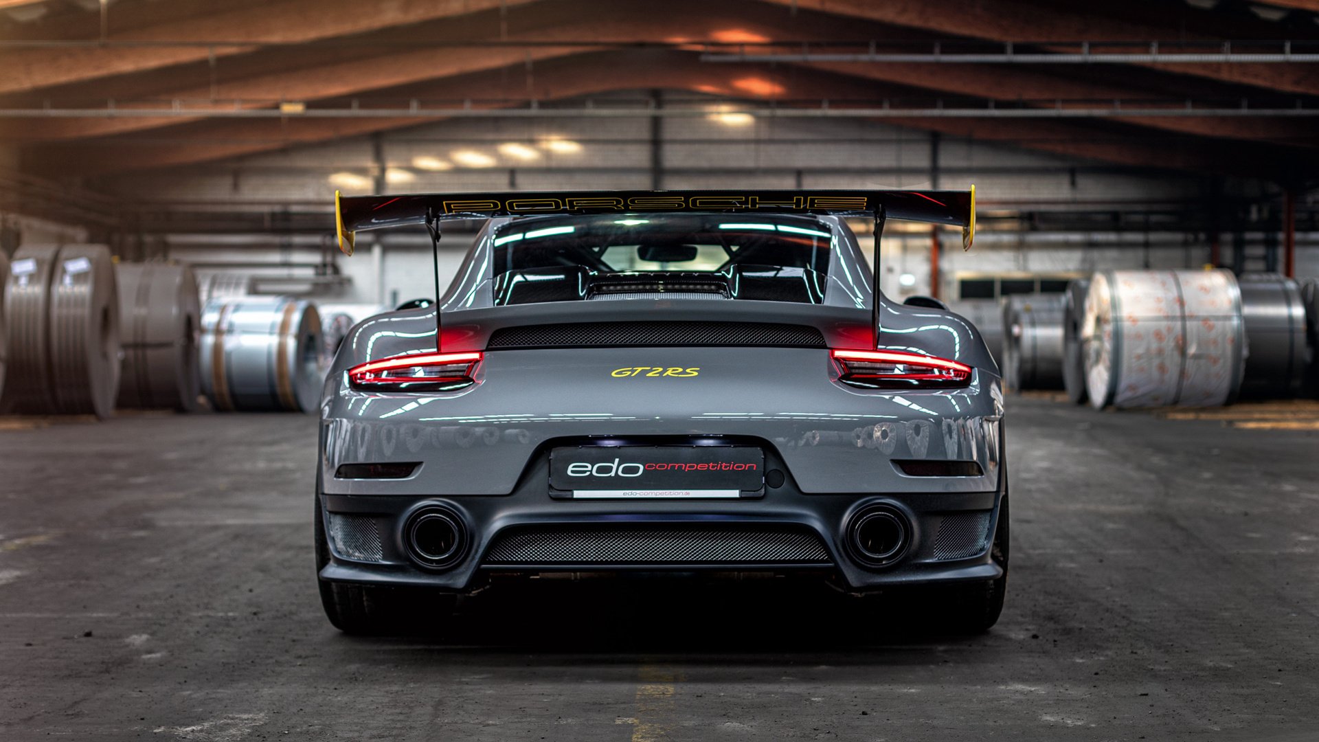 中超联赛国足爆冷 球迷反思球队战术问题，中超足球赛国足