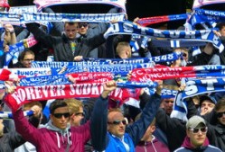 开云电竞登录入口-球迷文化盛宴：从欧洲到亚洲的足球狂欢，中国足球球迷文化